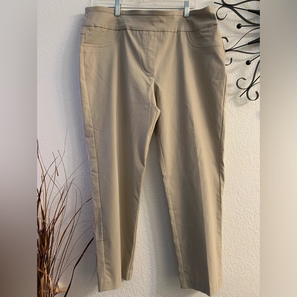 NWOT RUBY RD. Beige Pull-On Stretch Slimming Waistband Ankle Pants size 16 - Picture 1 of 3